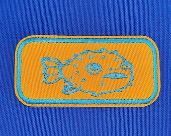 Toppa termoadesiva a forma di pesce palla: creatura marina in stile vintage