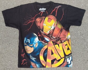 VTG 2012 Marvel The Avengers T-shirt pour enfant imprimé sur toute la surface Taille (S) 6-7