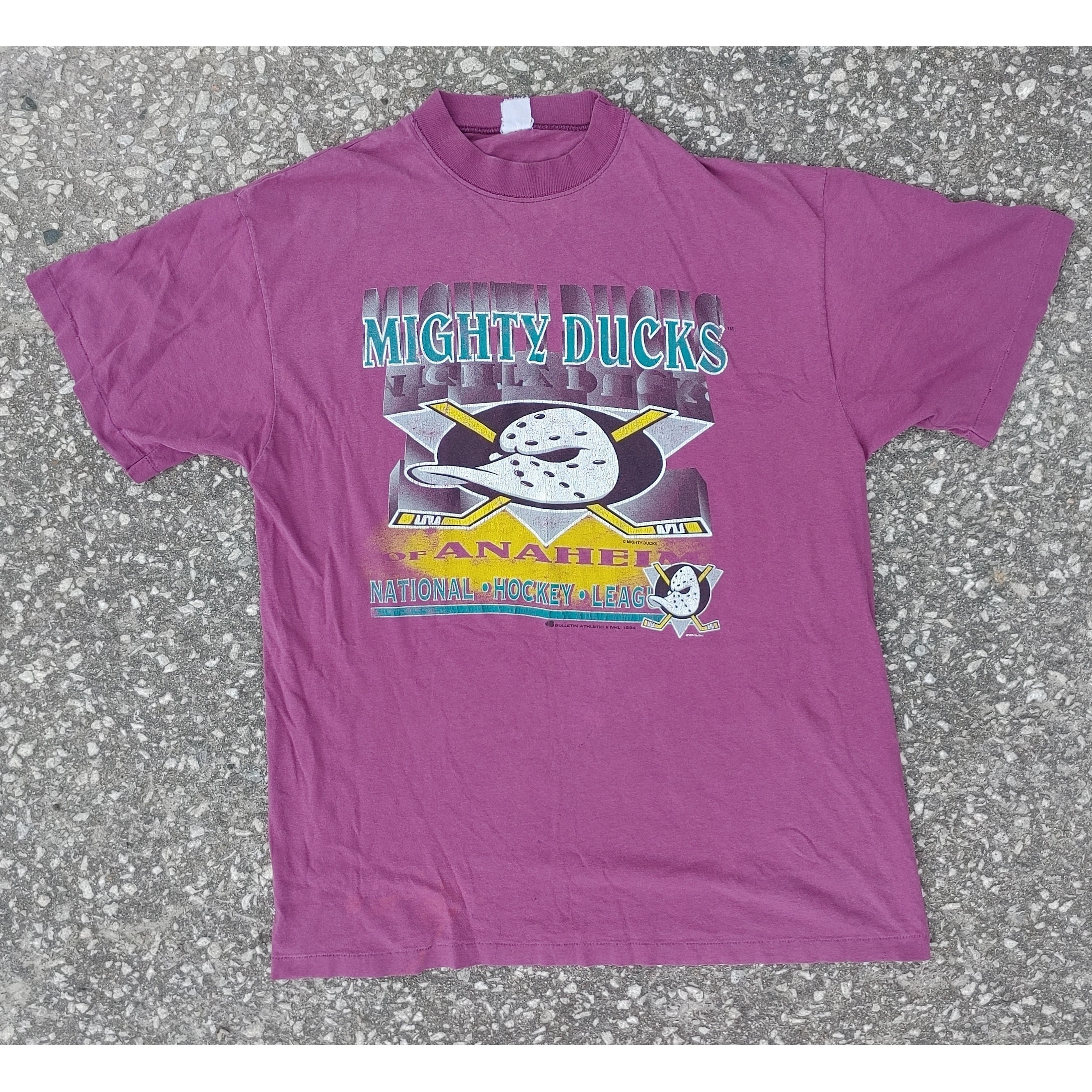 1994 Anaheim Mighty Ducks T-shirt Vintage 1990s Gildan Trench