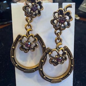 vintage lucky horseshoe clip on earrings 1940s