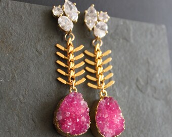 Hot Pink Kinda Love. Fuschia Druzy. Gold Plated Fishbone Chain. Cubic Zirconia Earrings