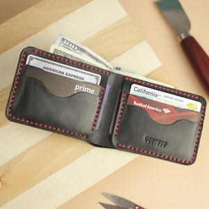 Full Grain Leather Bifold Men's Wallet, Slim wallet Personalized Initials Engraving, Fathers Day Gift, Minimalist Cash Wallet, Gift for Dad