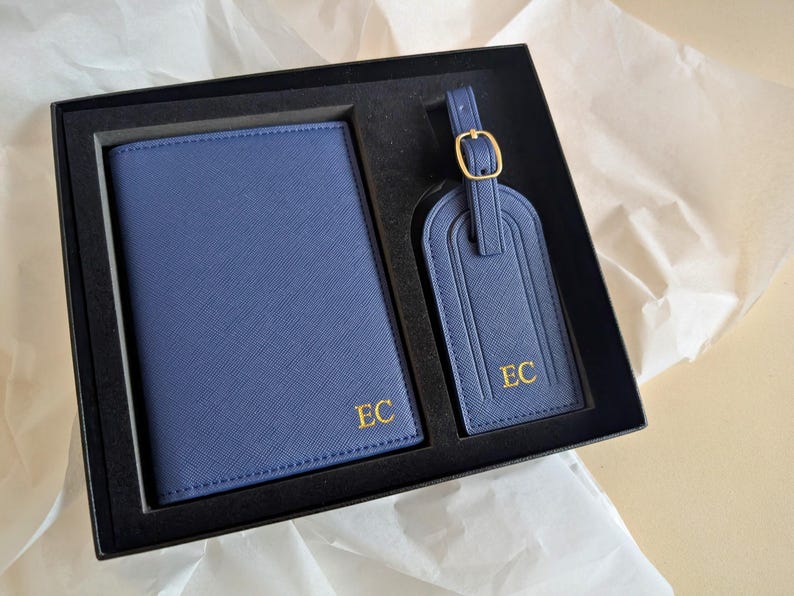 Personalized Leather Passport Holder Gift Set, Custom Travel Gift for Dad, Monogram Navy Leather Passport Case, Father's Day, Honeymoon Gift