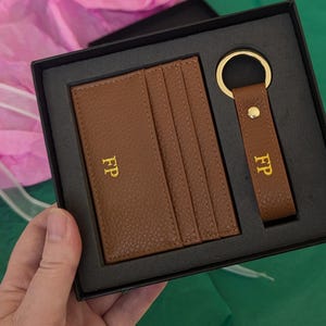 Cadeauset voor kaarthouder en sleutelhanger van echt leer, gepersonaliseerde kaartportemonnee, geschenkdoos voor de feestdagen, bulkkerstcadeau voor medewerkers Zakelijke klant