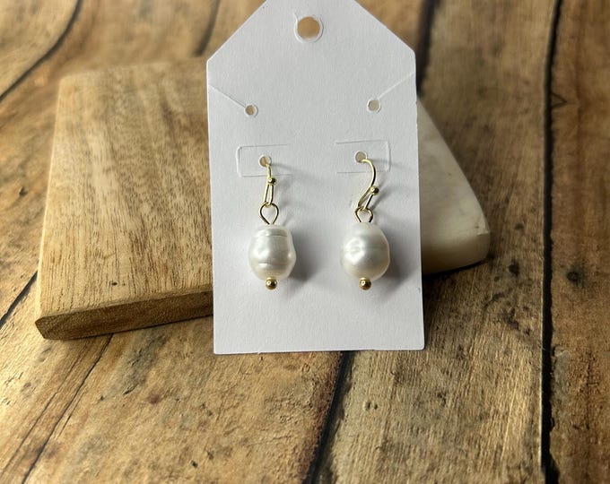Gold Pearl Earrings