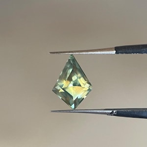 Natural Australian Sapphire - 1.15 carat parti Freeform