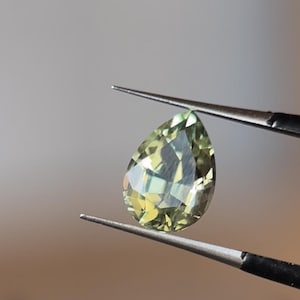 Natural Australian Sapphire - 1.25 carat parti yellow with dash of blue