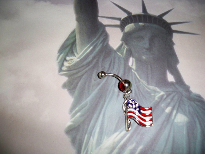 body jewlery Ameican flag belly button rings piercing image 1