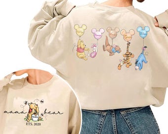 Personalisiertes Mama Bär Shirt; Doppelseitiges Grafik-T-Shirt mit Charakteren und Kindernamen auf der Rückseite