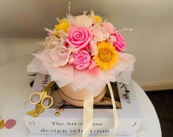 Soy Wax Flower Bouquet Candle: Handmade Home Decor, Scented Wax Melts