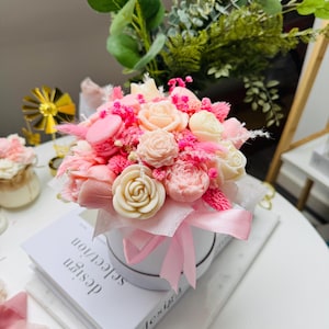 Handmade soy wax flower bouquet | Mother's Day gift idea | Anniversary gift | Soy wax candle | Candle bouquet | Soy Wax Flower box candle |