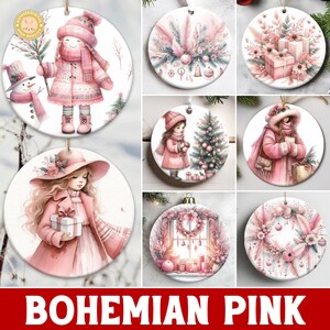 Mais de 20 designs divertidos de enfeites de Natal, designs de sublimação natalinos rosa boho, pacote de Feliz Natal em PNG, para uso comercial.