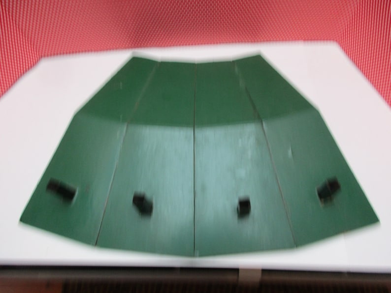 Train RoundhouseTurntable Building Vintage Toy