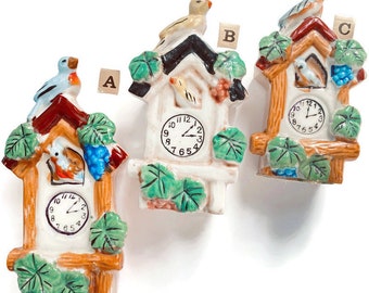 Porcelain Wall Pocket Birdhouse Clock, Made in Japan 1940s