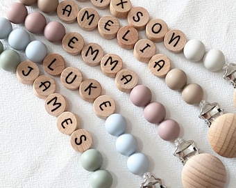 Personlig napphållare med babynamn, babyshowerpresent under 25, Binky namnhållare, babypresent pojke eller flicka, anpassad pärlnapphållare