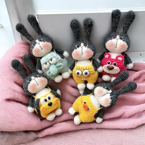 Crochet Little Bunny Keychain, Bunny Amigurumi Crochet Cute Animal Gift, Cute Rabbit Keychain,Rabbit Plushie Crochet, baby shower gift
