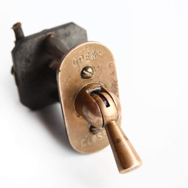 Large Antique Brass Toggle Switch ~ Old Vintage Electrical Switch ~ Steampunk Decor ~ Time Machine Lever