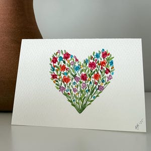 Cartão pintado à mão em aquarela | Flores coloridas | Coração floral | Agradecimento ao professor