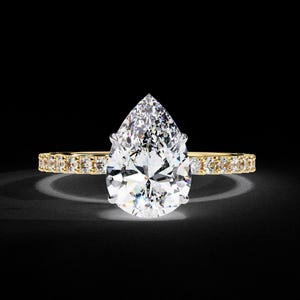 IGI Certified Lab Grown Diamond Solitaire Ring: 18K Gold Promise Ring