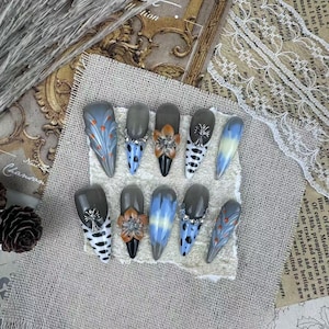 Handgemaakte luxe persnagels Vintage bloemen en metallic vleugeldesign gelnagels Nepnagels 3D-persnagels Lange nagels Nepacrylnagels