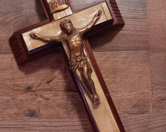 Vintage Sick Call Crucifix Hanging Jesus Christ INRI Catholic Last Rites Wooden