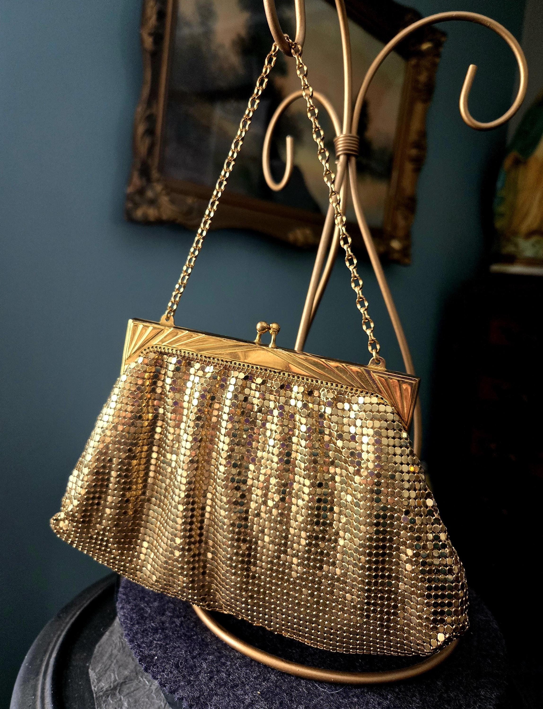 Vintage Gold Mesh Whiting & Davis Purse Pocketbook Metalwork Retro