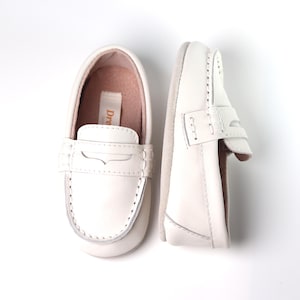 Boys loafers, Ivory baby shoes, off white shoes, ivory baptism shoes, off white christening shoes, boys 1st birthday shoes, boy moccasins