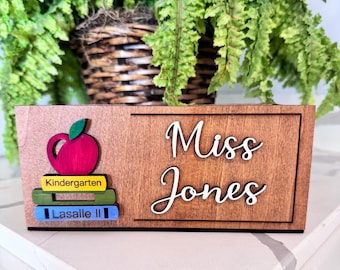 Personalized Wooden Teacher Pen Holder, Custom Name Classroom Decor