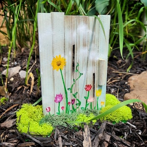 Handmade Fairy Door with Painted Wildflowers – Cedar Mossy Miniature for Gardens & Whimsical Decor
