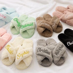 Personalized Fluffy Slippers, Bridesmaid Slippers, Bridesmaid Gifts, Birthday Gift, Wedding Fluffy Slippers
