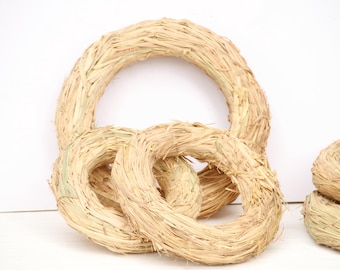 Couronne de paille : créations DIY, décoration florale et décoration de porte