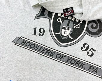 Vintage 90s Oakland Raiders T-shirt - Fruit of the Loom USA - Size