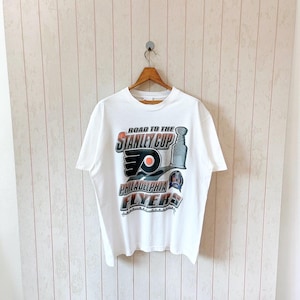 Vintage 90s Philadelphia Flyers T-Shirt: NHL Pro Player, Made in USA, Size L