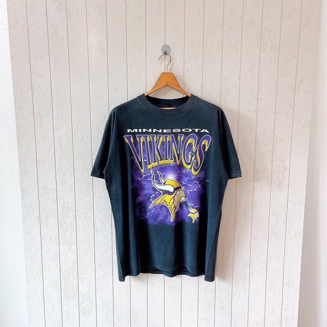 Vintage 1990s Minnesota Vikings T-shirt - NFL - True Fan/ Size L