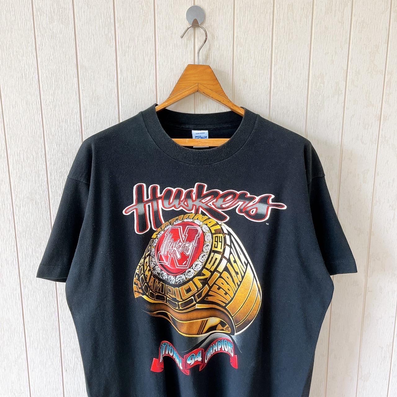 Vintage 90s Nebraska Huskers T-shirt - NCAA - Salem Sportswear 