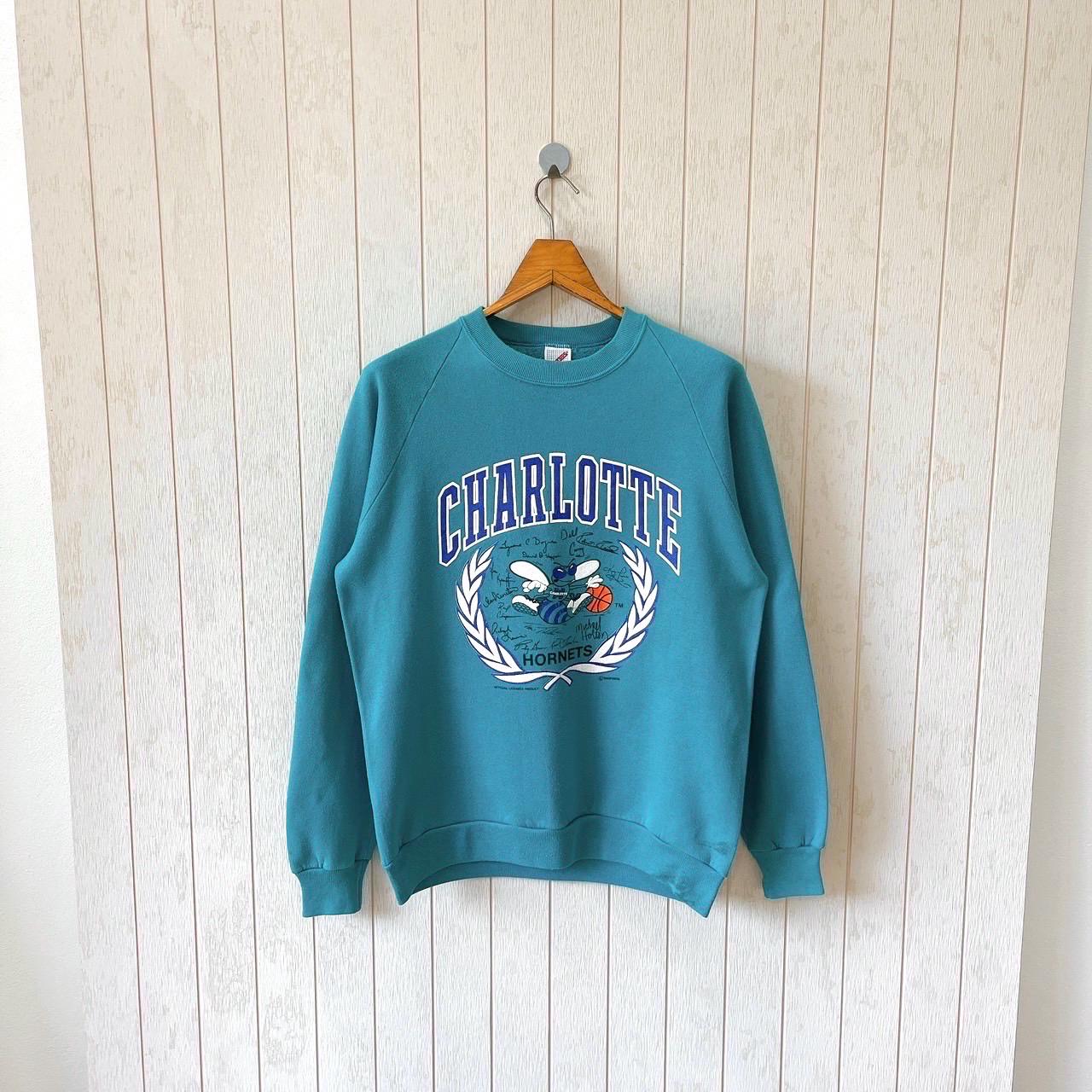 Vintage 80s Charlotte Hornets Sweatshirt: Jerzees NBA Blue