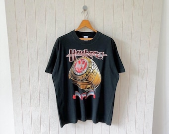 Vintage 90s Nebraska Huskers T-shirt - NCAA - Salem sportswear - made in USA/ size L