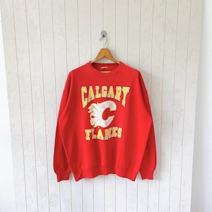 Vintage 90s Calgary Flames sweatshirt/ vintage 90s Flames hockey sweatshirt/ size XL