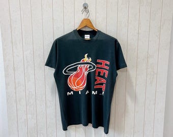 新品 レアヴィンテージ 80s NBA MIAMI HEAT ブラック XL 80s Medium Miami Heat Shirt, 80s Heat Shirt,vintage Heat Shirt