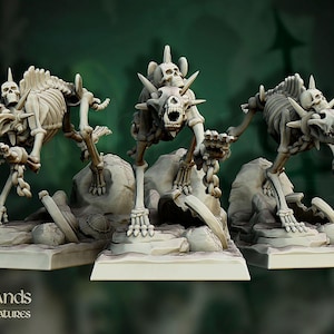 Highland Miniatures Skeleton Direwolves