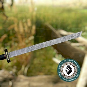 Damascus Steel Viking Sword: Handmade Norse Replica with Leather Sheath