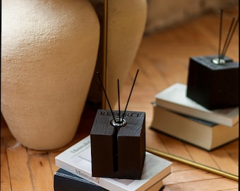 Burned Oak Reed Diffuser – Handmade Japandi Decor | Natural Scent Gift | Wall-Mounted Minimalist Aroma Cube | Customizable Branding
