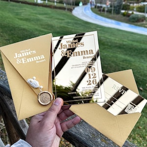 Luxus-Hochzeits-Einladungs-Set aus Goldspiegel-Acryl - Elegantes Foliengestempeltes Design mit Custom & Antwortkarte - Personalisierte moderne Einladungen