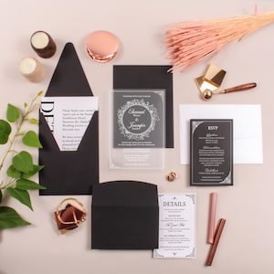 Ensemble d'invitations et d'impressions personnalisées en plexiglas fin mat - Comprend une carte détaillée RSVP, design luxueux et élégant