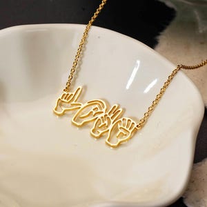 Name Necklace in Sign Language,ASL Necklace,Custom Sign Language Necklace,Friendship Necklace for Mom,Necklace for Her,Christmas Gift
