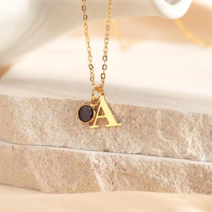 Collar con inicial y piedra de nacimiento, collar personalizado con dije de inicial y piedra de nacimiento, delicado collar con letra de piedra preciosa, regalo de cumpleaños, regalo para dama de honor