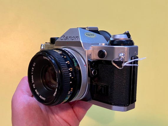 Canon⭐︎AE-1 Program ズームレンズキット Amazon.com : Canon AE-1 Program 35mm SLR Film Camera Kit 50mm MF