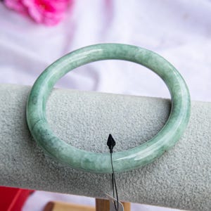 58MM Grade A Burmese Jadeite Jade Bangle Bracelet: Natural Light Green