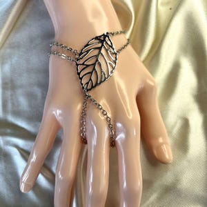 Hand Bracelet Finger Chain, Filigree Leaf Slave Bracelet, Minimalist Hand Chain, Ottoman Style, Shahmaran Bracelet, for Loved Ones