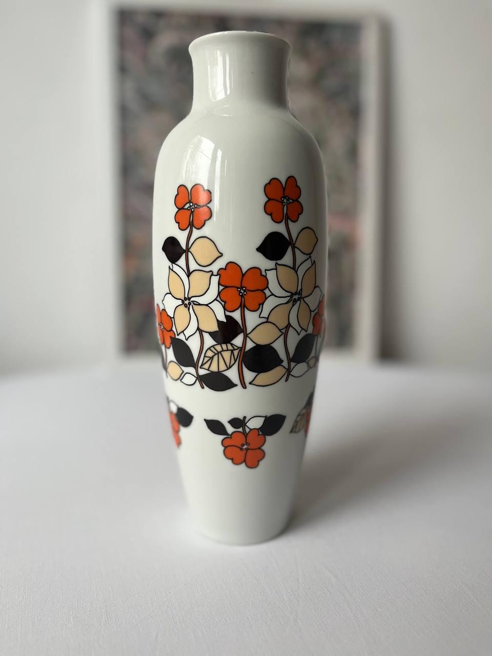 花飾り付きのヴィンテージ磁器花瓶（Hollohaza、ハンガリー、1960年代